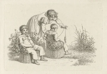 Femme avec deux enfants sur des chaises