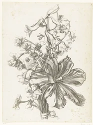 Bouquet avec une tulipe, une jacinthe, une brodiaea et des narcisses