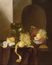 Nature morte avec fruits, un citron pelé et un roemer sur un rebord