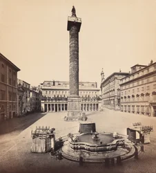 Piazza Colonna, colonne de Marc Aurèle et palais Chigi
