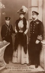 Le roi George V, la reine Mary et le prince de Galles