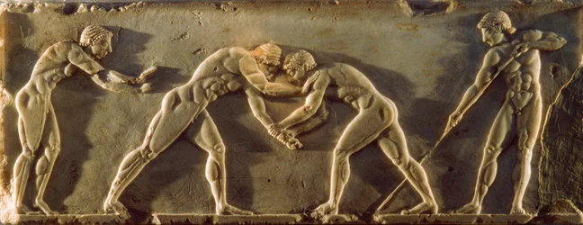 Athlètes de la Grèce antique représentés sur un bas-relief du VIe siècle av. J.-C. Archéologique national...