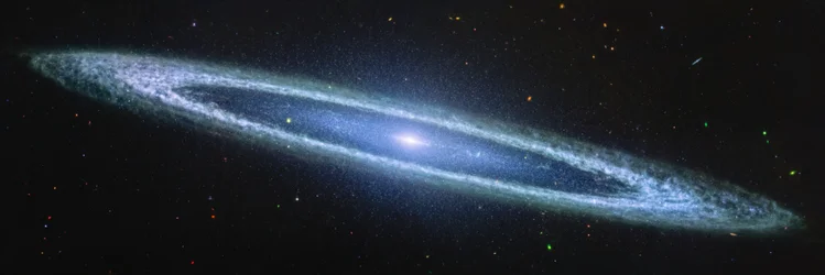 La galaxie du Sombrero (image prise par MIRI Compass)