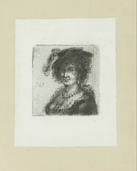 Femme avec un chapeau à plume