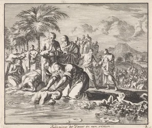 Baptême de nouveaux croyants dans une rivière
