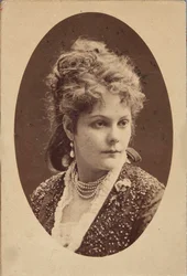 Portrait de la pianiste et compositrice Sophie Menter