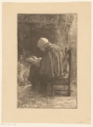 Vieille femme près du foyer