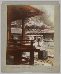 Porte intérieure à Tōshō-gū, Nikko, Japon