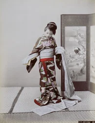 Jeune fille japonaise s