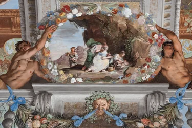 Petit Bacchus avec trois nourrices penchées sur lui