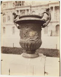 Versailles, Vase par Ballin