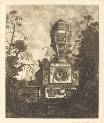 Vase soutenu par une base avec trois visages grotesques