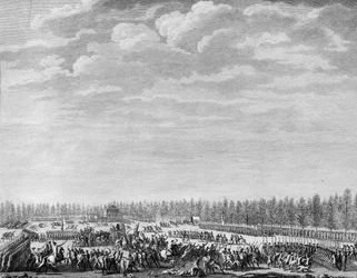 Révolution française : Gilbert du Motier, marquis de La Fayette (1757-1834) fit désarmer deux cents soldats pour indiscipline aux Champs-Élysées à Paris le 12 janvier 1790. Gravure de Berthaut d