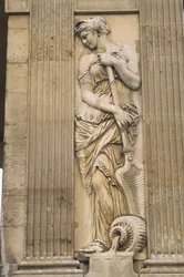 France, Paris, Les Halles, Fontaine des Innocents, sculpture en pierre, statue de femme