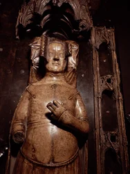 Effigie de Philippa de Hainaut (albâtre)