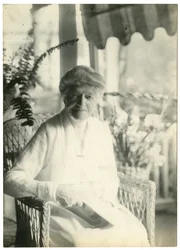 Mme L D James de Williamsburg Massachusetts, sœur de Marshall Field, vers 1905-28
