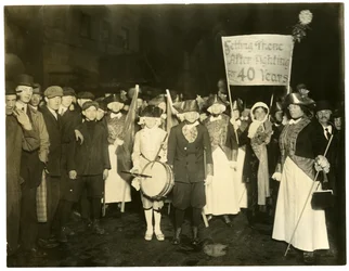 Parade pour le suffrage, Greenwich Village, New York, USA, vers 1915-18