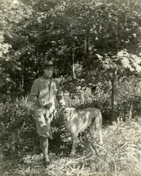 Wm Faversham William Faversham, vers 1908-36