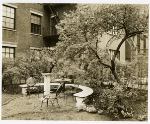 Club des femmes ingénieurs, Washington Square North?, Greenwich Village, New York, USA, vers 1939-40