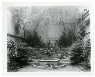 fontaine de jardin, c.1905-40