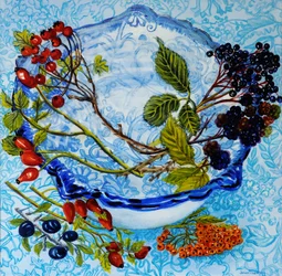 Bol antique bleu avec baies