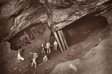 La route du tramway 70, mine d