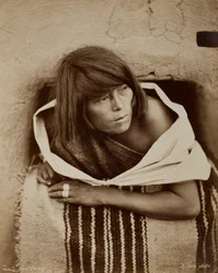 Zuni, observant
