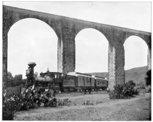 Aqueduc près de Querétaro, Mexique, fin du 19ème siècle