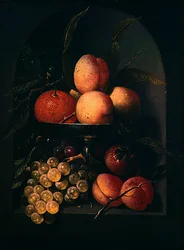 Une coupe de fruits dans une niche en pierre