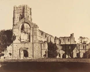 Abbaye de Fountains. Front général occidental