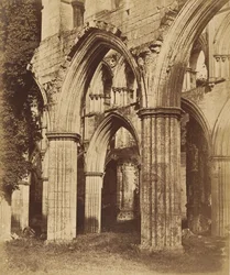 Abbaye de Rievaulx. Vue à travers le chœur, années 1850