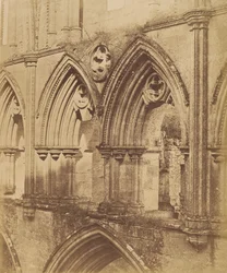 Abbaye de Rivaulx. Les arcs du triforium