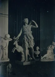 Galerie de sculptures, Boston Athenaeum, vers 1855. Créateurs : Josiah Johnson Hawes, Albert Sands Southworth