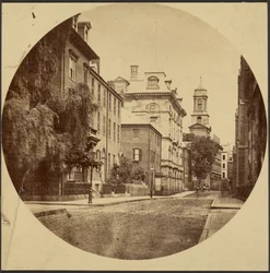 La rue Chauncy depuis Exeter Place
