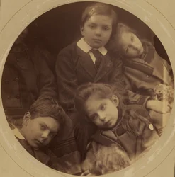[Enfants de Charles Loyd Norman et Julia Cameron Norman : George, Archie, Charlotte et Adeline].