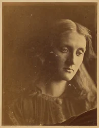 [Julia Jackson]