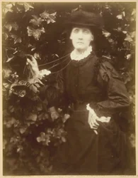 Mme Herbert Duckworth ("She Walks in Beauty")