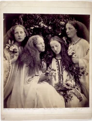« Le jardin de boutons de rose des jeunes filles » - Les sœurs Fraser Tytler