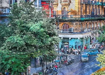 Une rue animée en ville