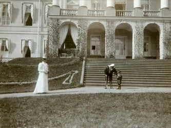 Tsarine Alexandra Feodorovna avec le tsarévitch Alexis de Russie, vers 1907-1910