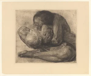 Mère avec enfant mort