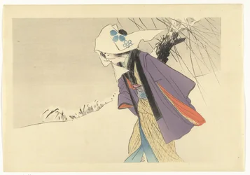 Femme marchant dans la neige