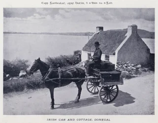 Voiture et cottage irlandais, Donegal (photo)