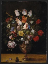 Fleurs dans un vase
