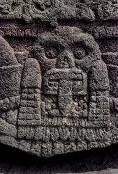 Sculpture de crâne et de serpent, Tenochtitlan, Templo Mayor, Aztèque, Mexique, Mexico