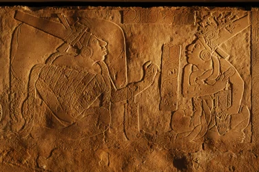 Banc du trône du Temple 19, Palenque, Mexique, sculpture d