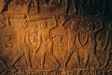 Tombe de Kheruf, Intendant de Tiye, combat au bâton avec des tiges de papyrus; 18e dynastie. Va...