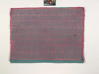 Panneau de chemise (Mola)