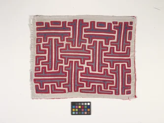Panneau de chemise (Mola)