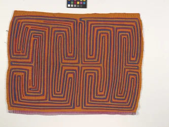 Panneau de chemise (Mola)